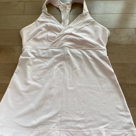 Lululemon sports top size medium baby pink - Picture 1 of 3